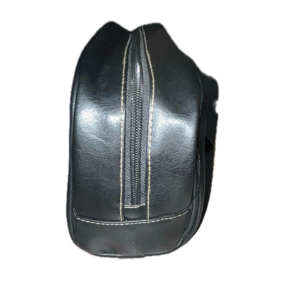 Kenneth Cole Reaction “Come Rain or Shine”Men’s Amenities Travel Bag, Black NWT - Picture 5 of 8